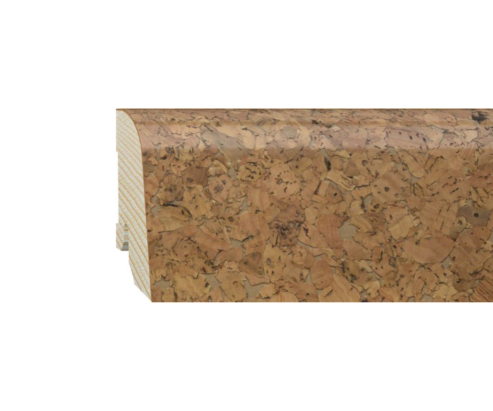 Furniersteckfussleiste